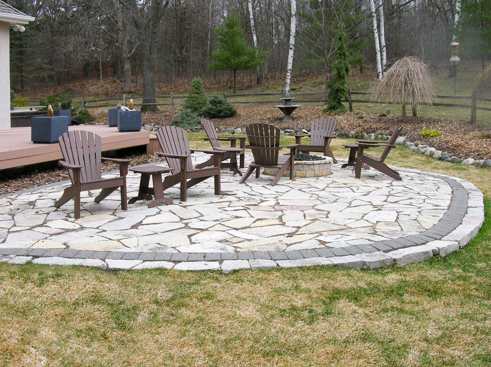 The owner's existing patio before we replaced it